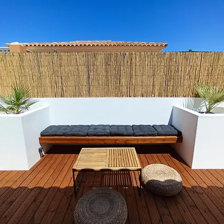 Surf Dream Villa *