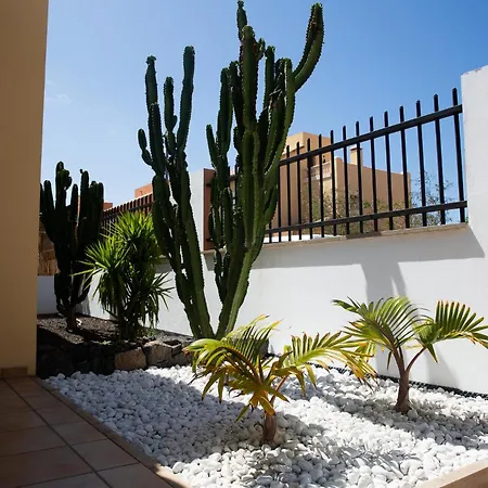 Surf Dream Villa *