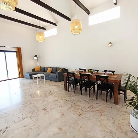 Surf Dream Villa