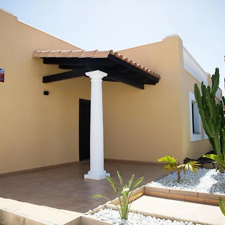 Surf Dream Villa *